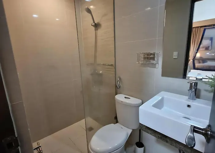 Greenbelt Hamilton Residences By Chikat Apartahotel 4*