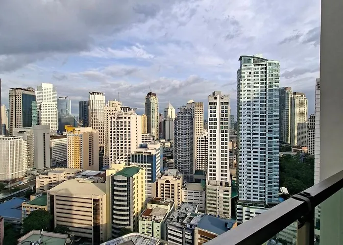Greenbelt Hamilton Residences By Chikat 4*