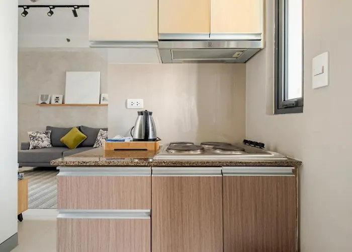 Greenbelt Hamilton Residences By Chikat Apartahotel 4*