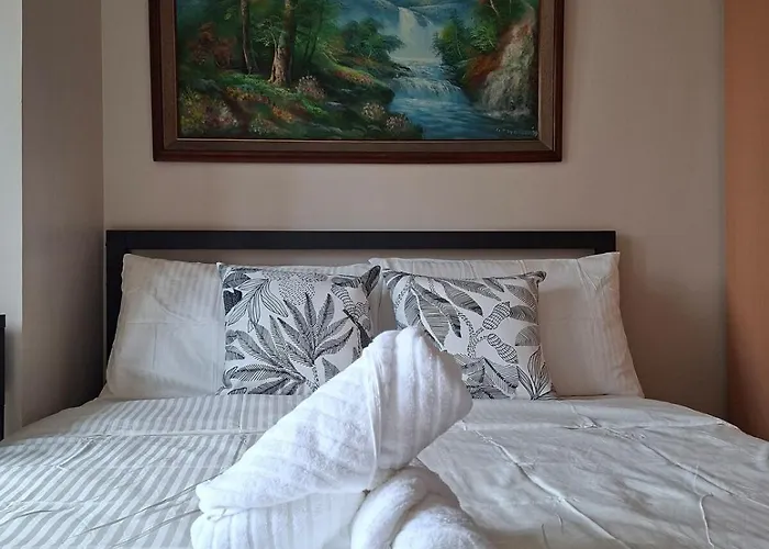 Greenbelt Hamilton Residences By Chikat Apartahotel 4*