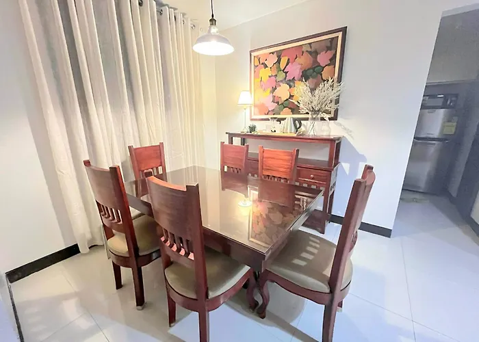 Apartahotel Greenbelt Hamilton Residences By Chikat 4*