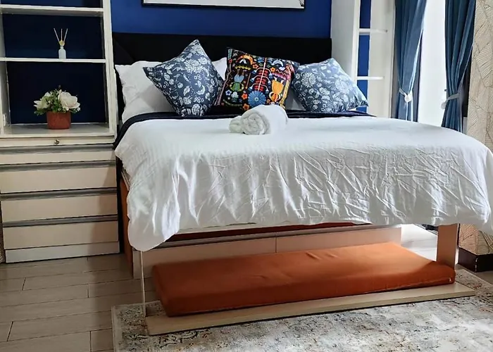 Greenbelt Hamilton Residences By Chikat Apartahotel 4*