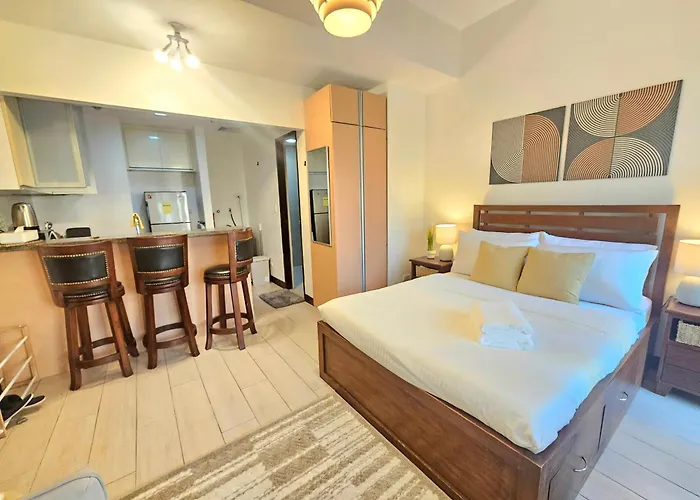 Greenbelt Hamilton Residences By Chikat Apartahotel 4*